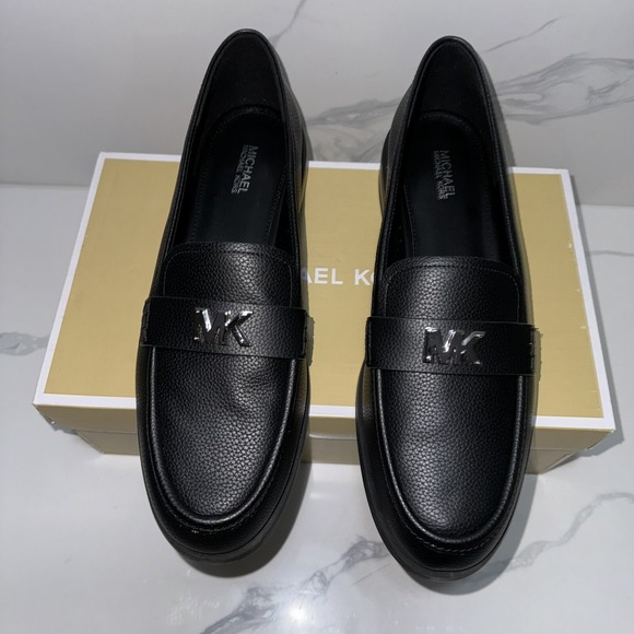 Michael Kors Loafers Black Ina Slip On PU Faux Leather Women's Size 9 - Picture 1 of 9